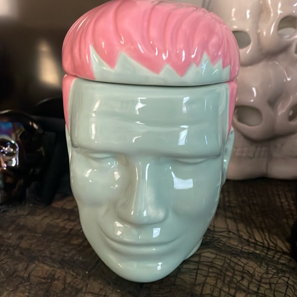 💀💀Frankenstein canister💀💀
